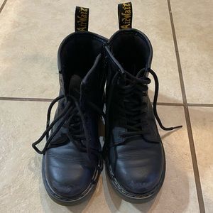 Dr. Martens 1460J - Black Leather